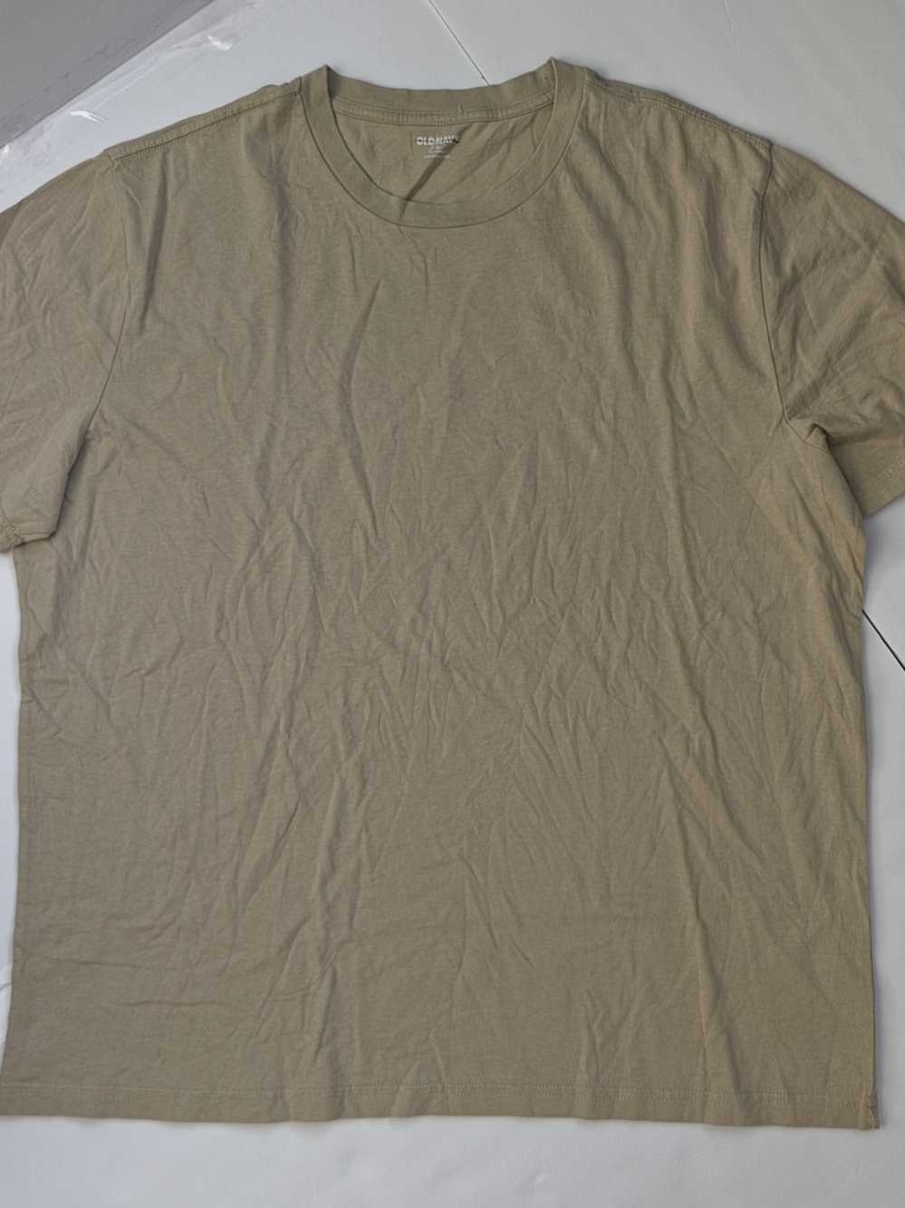 Old Navy Short Sleeve Crew Tee in Khaki